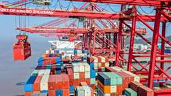 Iran non-oil exports rise amid sharp drop in agricultural imports