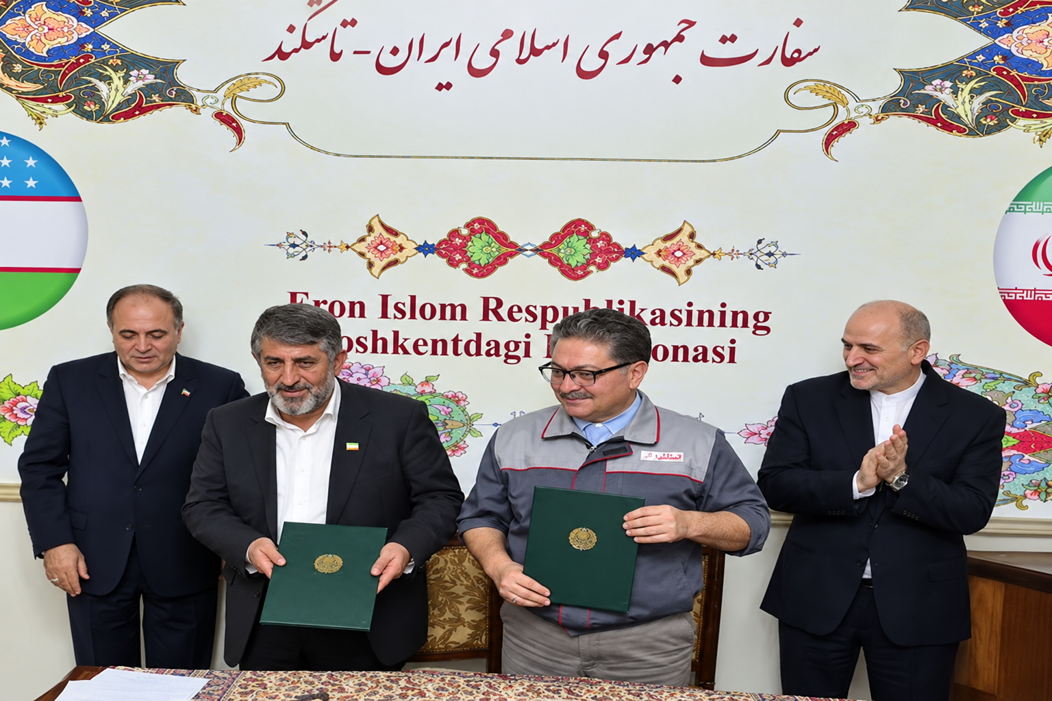Iran, Uzbekistan sign tractor deal to target Central Asian markets