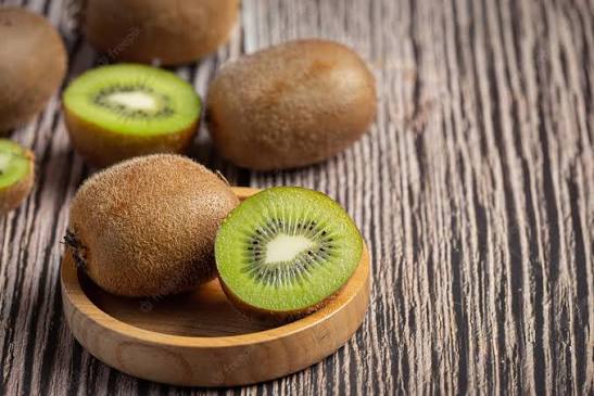 Iran moves to boost Astara kiwi exports